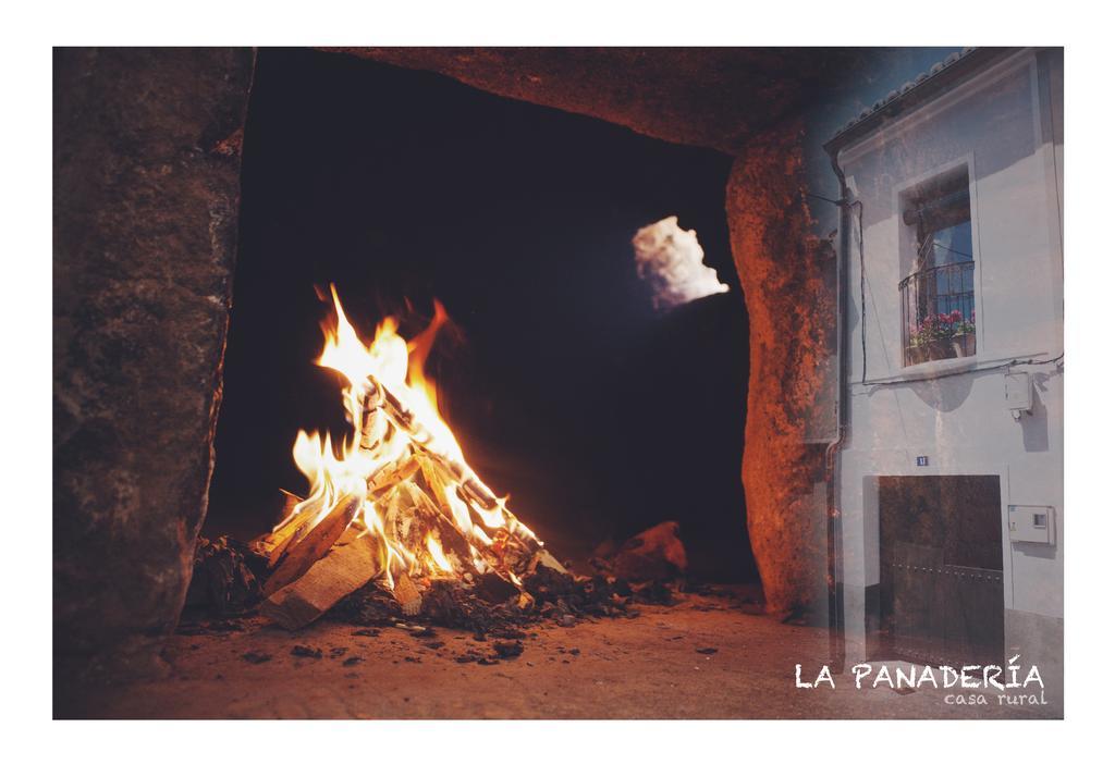 Affittacamere Casa De La Panaderia Los Navalucillos Esterno foto